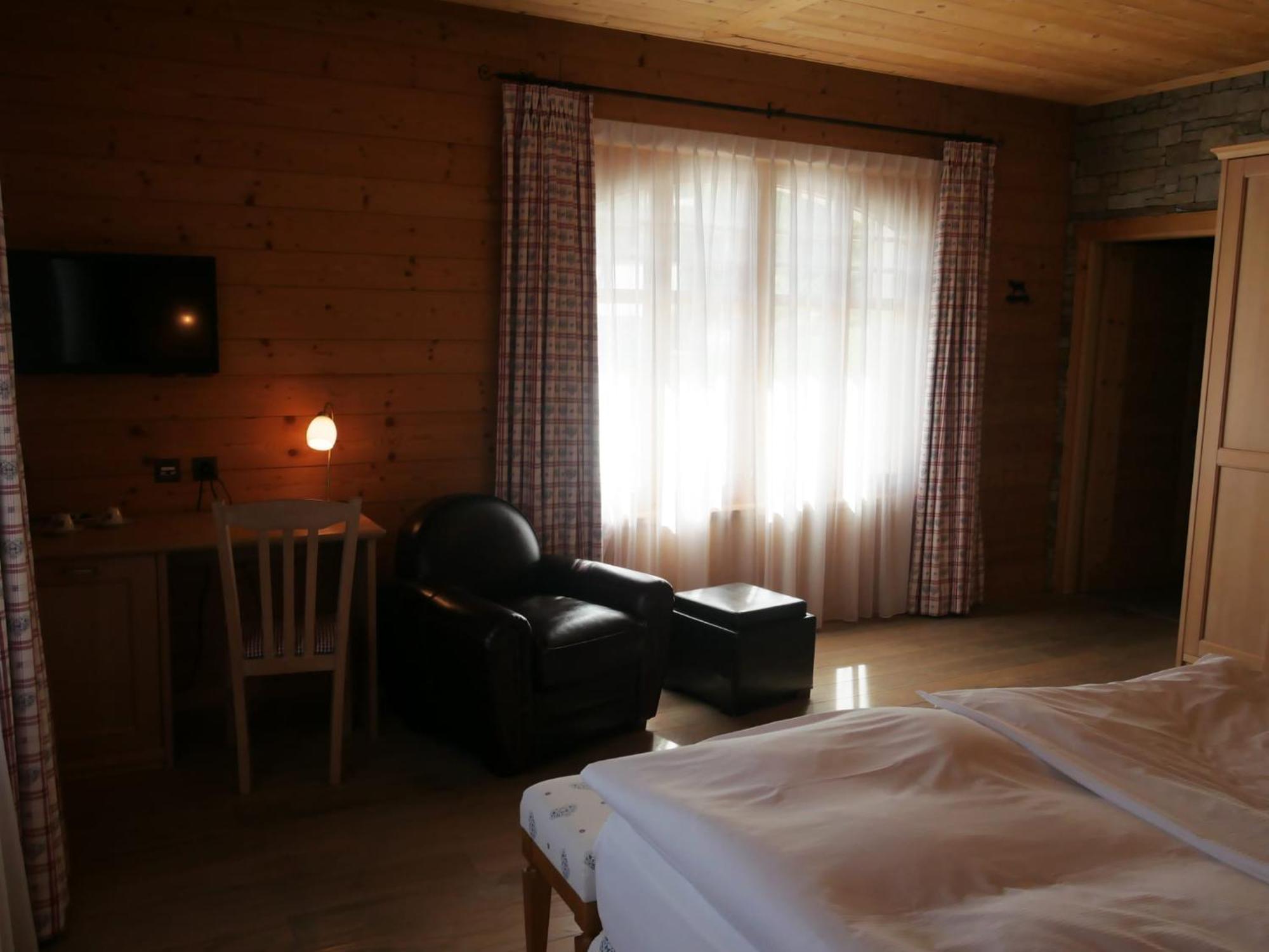Between Boutique Hotel Chamoson Esterno foto