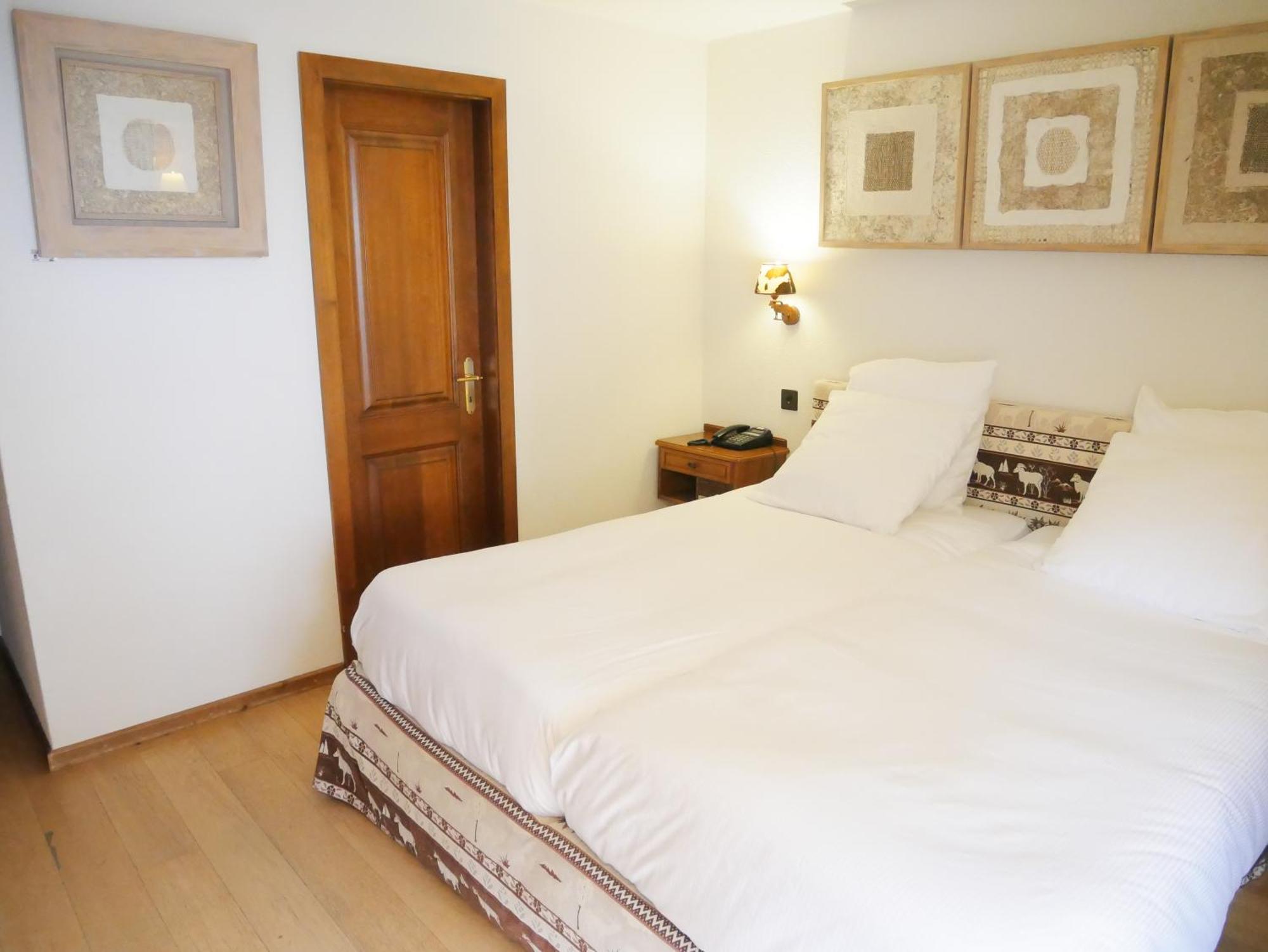 Between Boutique Hotel Chamoson Esterno foto