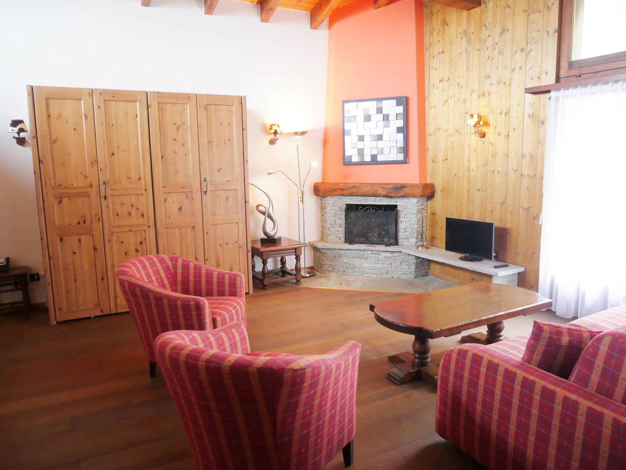 Between Boutique Hotel Chamoson Esterno foto