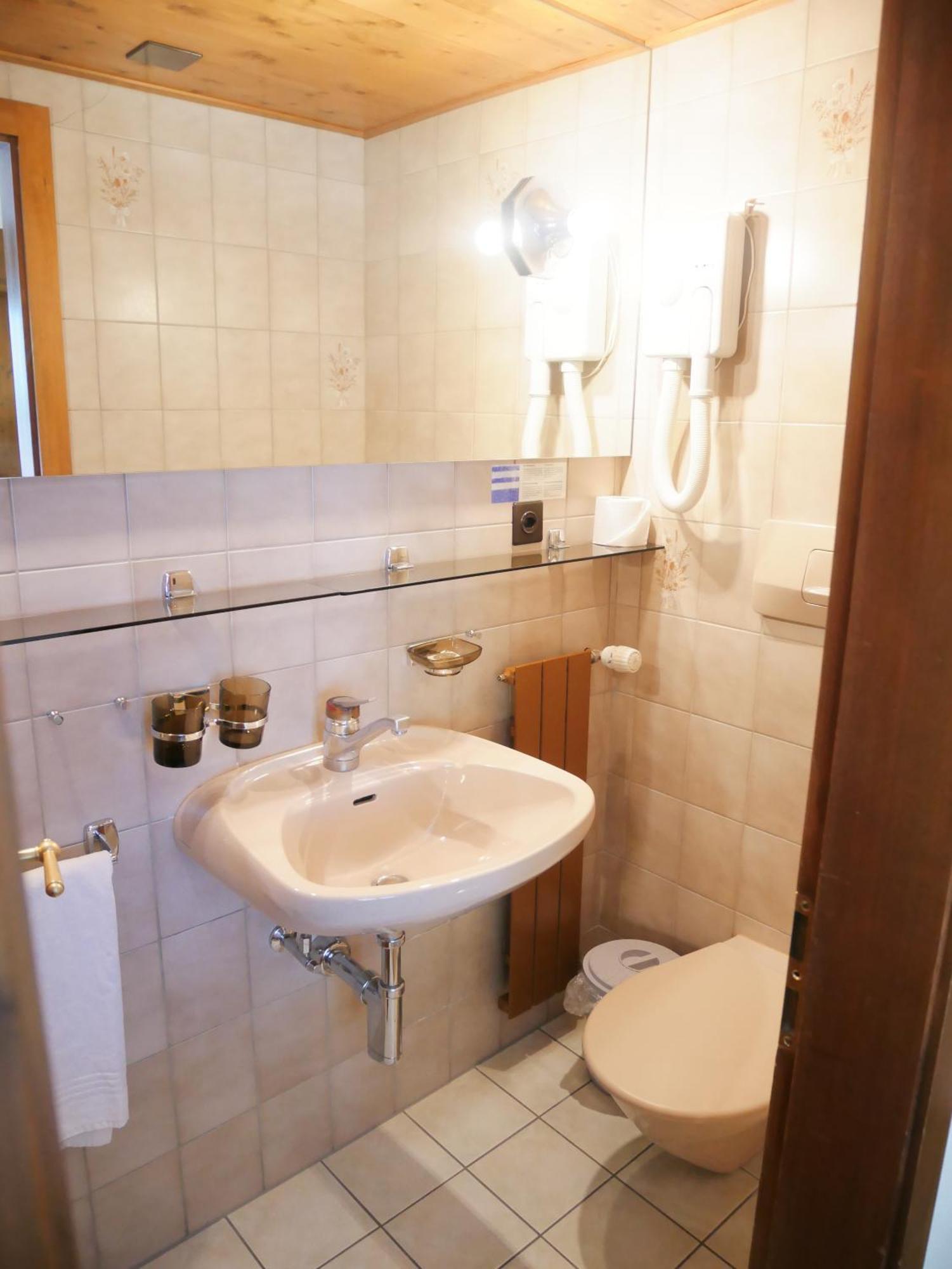 Between Boutique Hotel Chamoson Esterno foto
